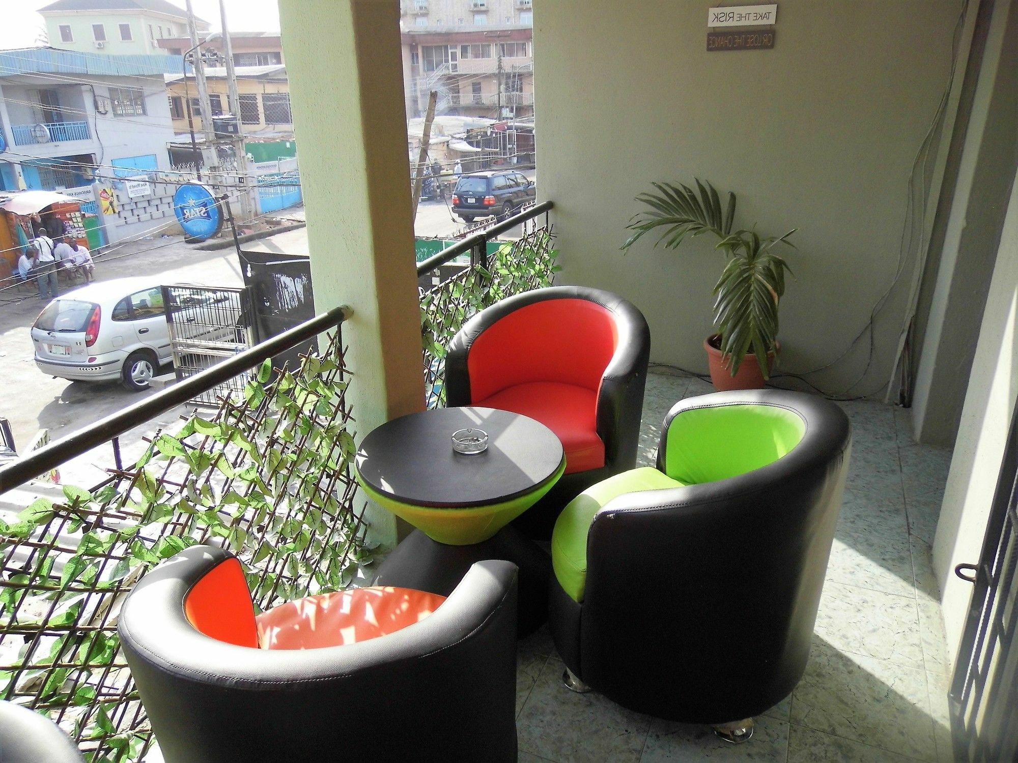 Legendary Inn & Lounge Bale Akiosi Ngoại thất bức ảnh